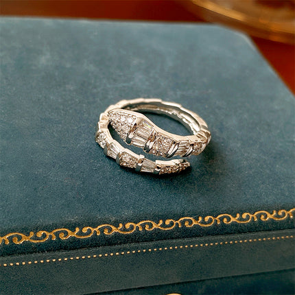 Anillo Ajustable Con Diseño De Serpiente Con Incrustación De Zirconia De Cobre
