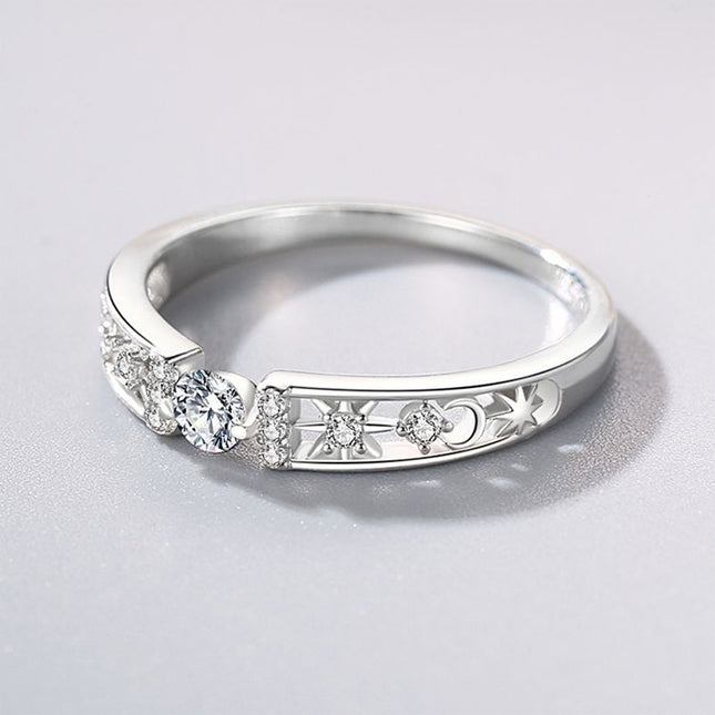 Anillo Con Diseño De Diamante Único Y Hueco De Plata S925