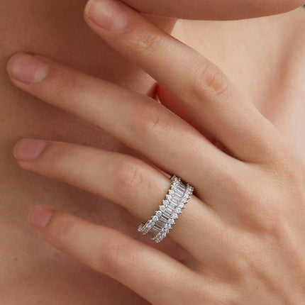Anillo Con Diseño Redondo De Moda Con Zirconia Cúbica Completa De Cobre