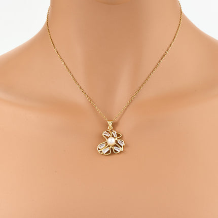 Collar De Cobre Con Colgante Hueco De Mariposa Con Diamantes De Imitación Y Perla