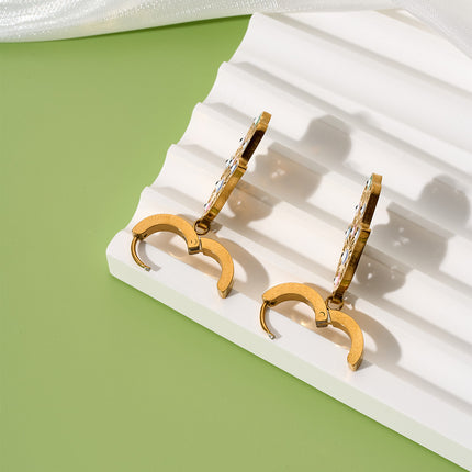 Aretes De Mano Diseño Hueca Embutido Ojo Del Diablo Chapados En 18K Oro