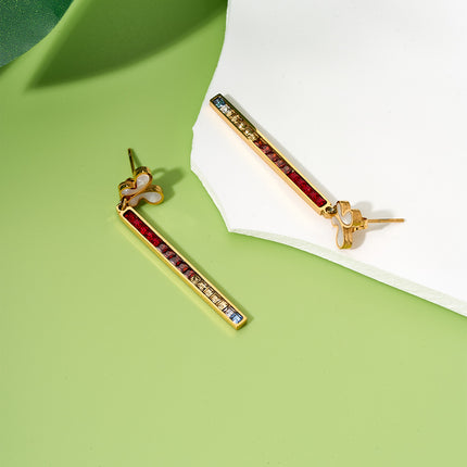 Aretes De Mariposa Con Barra Larga Y Zirconias Acero De Titanio
