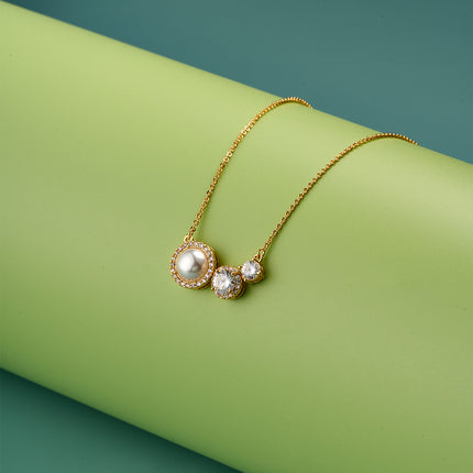 Collar De Lujo Con Colgante Triple Circular, Perla Sintética Y Zirconia