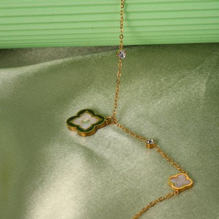 Collar De Acero Inoxidable Dorada En Dije De Flor De Zirconia