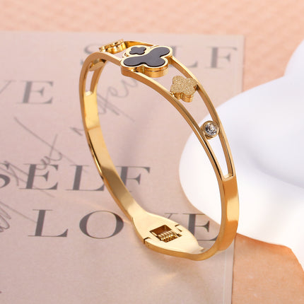 Pulsera Brazalete Con Flor De Cuatro Hojas Y Circonita De Acero Inoxidable