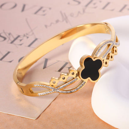 Pulsera Brazalete De Ondas Con Flor De Cuatro Hojas Y Zirconia