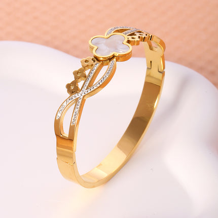 Pulsera Brazalete De Ondas Con Flor De Cuatro Hojas Y Zirconia