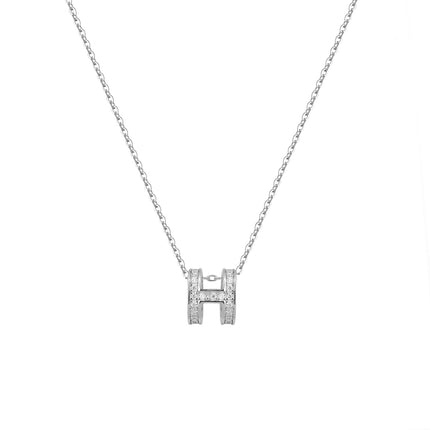 Collar Con Diseño De Letra "H" Moderna Y Moissanita De Plata 925