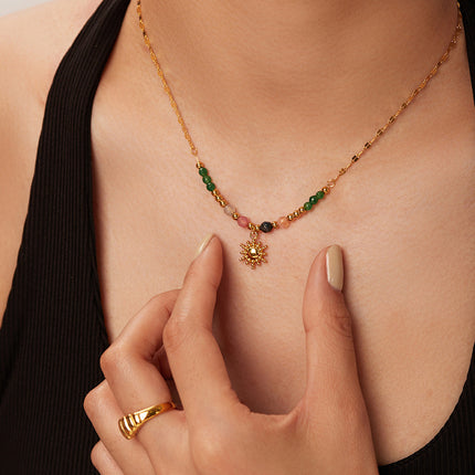 Collar De Piedra Natural En Colores Con Titanio Chapado En Oro 18K