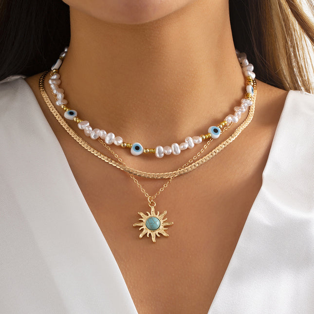 Collar De Múltiples Capas Con Perlas Y Colgante De Sol Con Turquesa