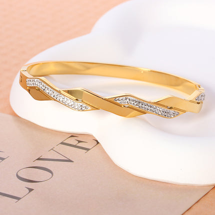 Pulsera Brazalete De Acero Inoxidable Diseño De Líneas Y Con Zirconia