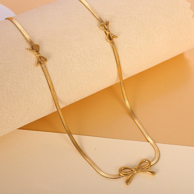 Collar De Cadena Serpiente Con Lazo De Acero Inoxidable Estilo Ins