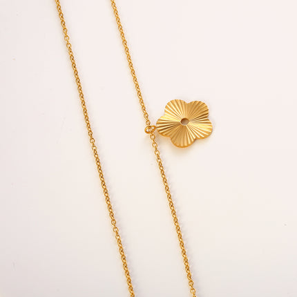 Collar De Cadena Fina Con Flor De Cinco Pétalos De Acero Inoxidable