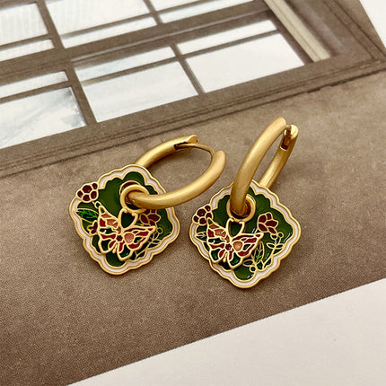 Aretes Broqueles De Cobre Con Esmalte Verde Y Detalle De Mariposa Vintage