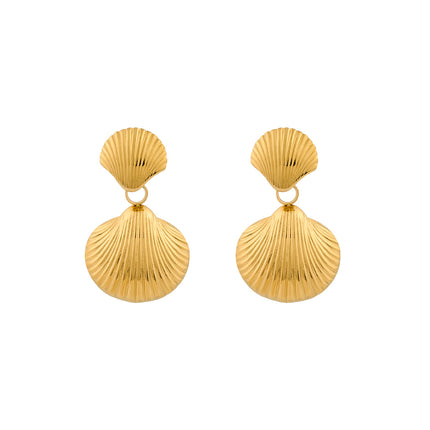 Aretes Broqueles Con Textura De Concha Dorada De Acero Inoxidable En Oro 14K