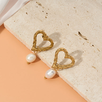Aretes Largos De Corazón Con Textura Irregular Y Perla Blanca De Acero Inoxidable