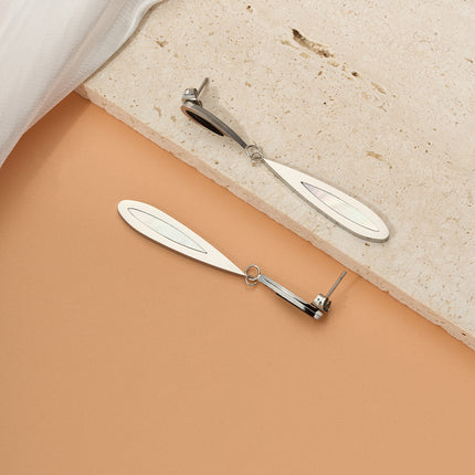 Aretes Largos De Acero Inoxidable Con Corte Plateado Y Concha Blanca