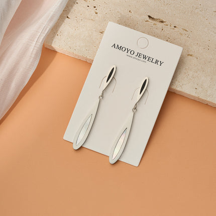 Aretes Largos De Acero Inoxidable Con Corte Plateado Y Concha Blanca