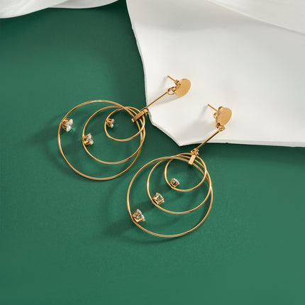 Aretes Largos Con Múltiples Anillos Y Diamantes De Estilo Lujo Sutil De Acero Inoxidable Chapado En Oro 14K