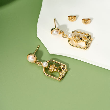 Aretes De Lujo Con Perlas Y Diseño De Jardín De Rosas De Aleación Chapado En Oro 14K