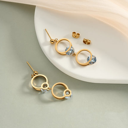Aretes Largos Con Doble Aro Y Colgante Largo De Zirconia En Acero Inoxidable Chapado En Oro 14K