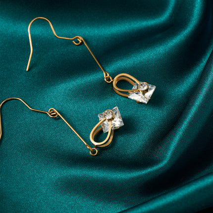 Pendientes Colgantes Con Diseño Calado Y Diamantes De Acero Inoxidable Chapado En Oro 14K