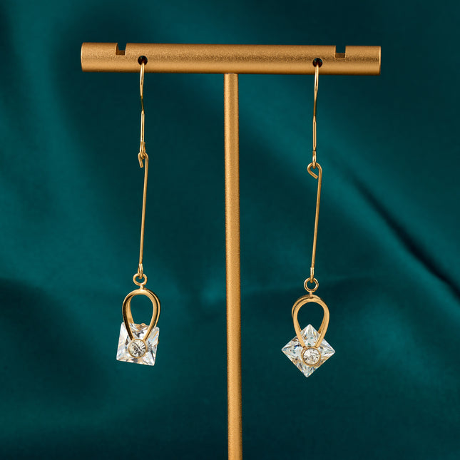 Pendientes Colgantes Con Diseño Calado Y Diamantes De Acero Inoxidable Chapado En Oro 14K