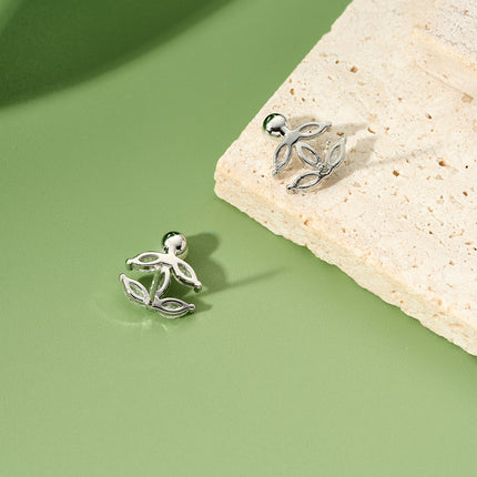 Aretes De Presión Perlas Con Doble C En Diseño Clásico Y Elegante