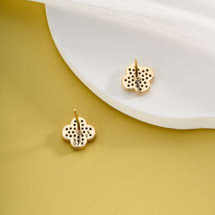 Aretes De Presión Trébol De Cuatro Hojas De Cobre En Oro Diseño Clásico Y Elegante