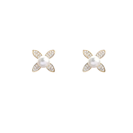 Aretes En La Oreja Ear Cuff De Cuatro Hojas Con Perla Artificial Elegante