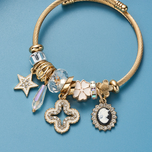 Pulsera Con Colgante De Trébol Blanco Y Zirconia En Acero Inoxidable