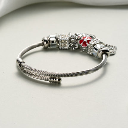 Pulsera Brazalete Acero Con Colgantes De Luna, Conejo, Corazón Y Llave