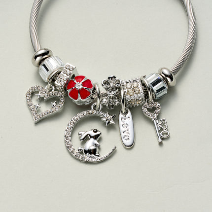 Pulsera Brazalete Acero Con Colgantes De Luna, Conejo, Corazón Y Llave