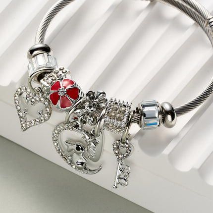 Pulsera Brazalete Acero Con Colgantes De Luna, Conejo, Corazón Y Llave
