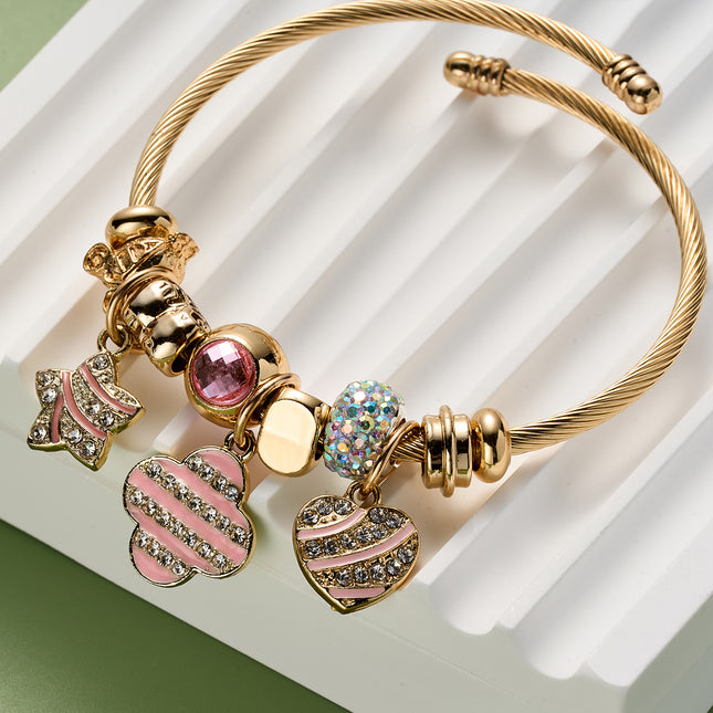 Pulsera Dorada De Acero Inoxidable Con Colgantes De Trébol Rosa