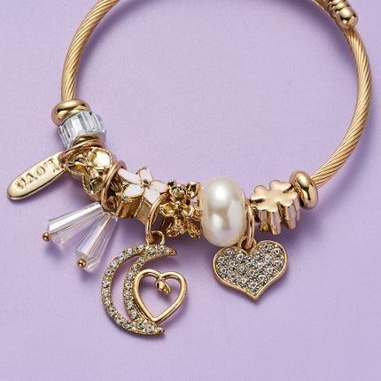 Pulsera Brazalete Dorada Ajustable Con Colgante De Corazón Con Zirconia