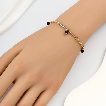 Pulsera De Mujer Con Cuentas Negras Y Cadena Cilíndrica Fina En Cobre