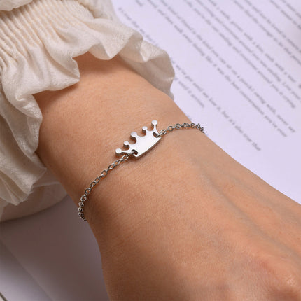 Pulsera De Acero Inoxidable Con Diseño De Corona En Oro Y Acero