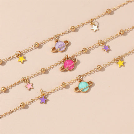 Pulsera Femenina De Metal Con Dijes De Flor O Planeta Y Flecos Modernos