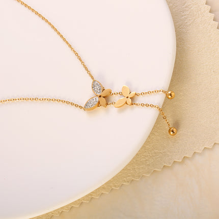 Collar de Mariposas Con Circonita Y Cuentas, Diseño Único De Dos Mariposas