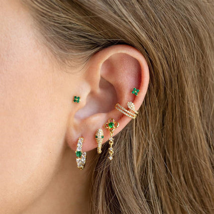 Aretes De Latón Con Zirconia Verde Y Blanca Diseño Retro Elegante