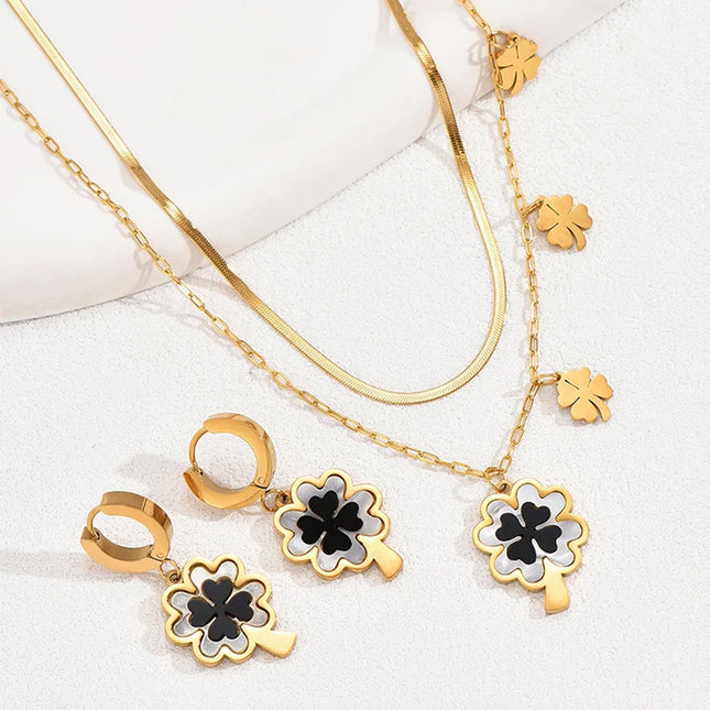 Aretes Y Collar Set De Acero De Titanio Con Trébol De Cuatro Hojas