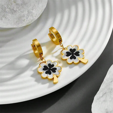 Aretes Y Collar Set De Acero De Titanio Con Trébol De Cuatro Hojas