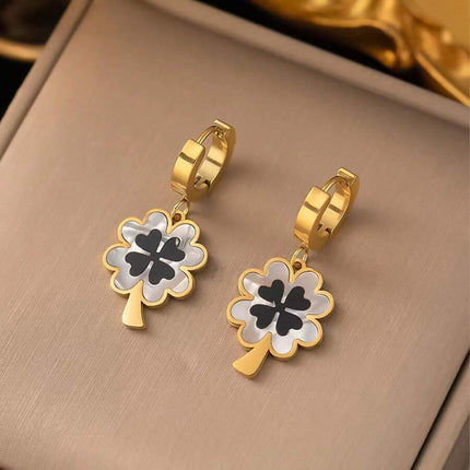 Aretes Y Collar Set De Acero De Titanio Con Trébol De Cuatro Hojas