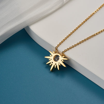 Collar De Cobre Con Baño De Oro 18K Con Dije de Sol Y Circonita