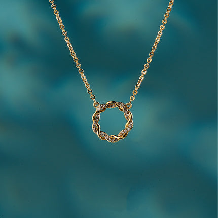 Collar Con Aro Clásico De Circonita Oro 18K, Elegante Y Versátil