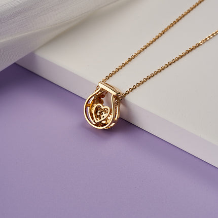 Collar Oro 18K Con Colgante De Corazón Con Circonitas En Botella
