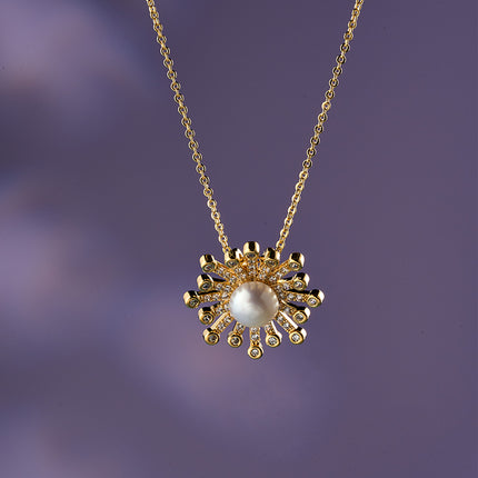 Collar De Sol Con Perla Sintética Chapando En Oro 18K, Brillo y Elegancia