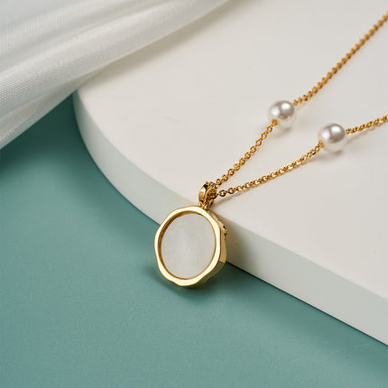 Collar De Cobre 18K Con Zirconia Diseño Luna Y Sol Estilo Único
