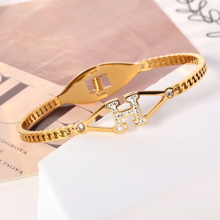 Pulsera Con Letra H Y Circonitas Diseño De Resorte En Acero Inoxidable